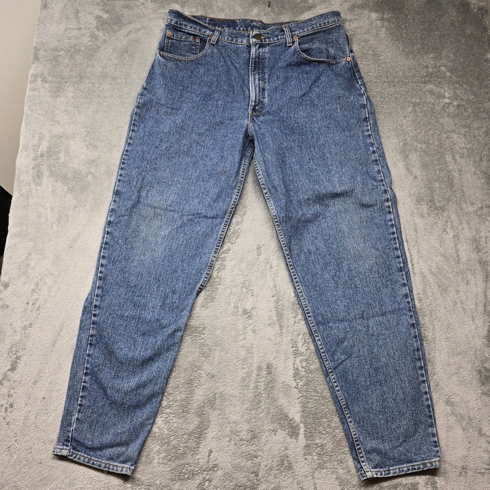 Vintage Levis 560 Loose Fit Tapered Leg Jeans Mens 38x34 Medium Wash Made in USA